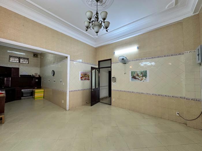 Cho thuê nhà mặt tiền đường Nguyễn Đăng Giai Quận 2