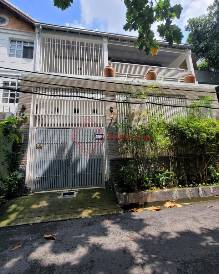 Cho thuê nhà mặt tiền đường số 1 Thảo Điền Quận 2