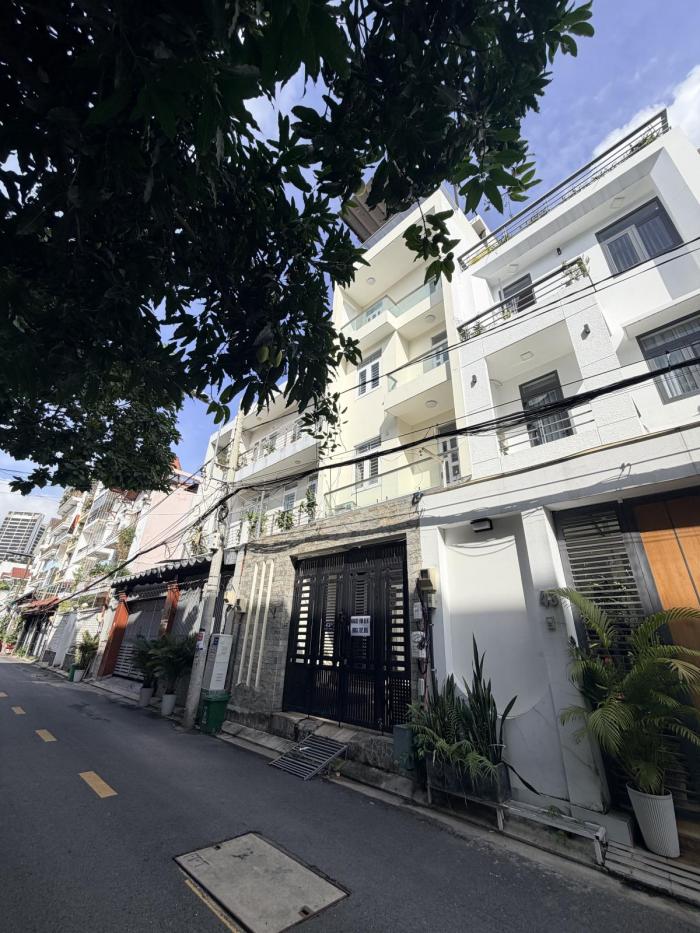 Cho thuê nhà mặt tiền đường số 3 Thảo Điền Quận 2