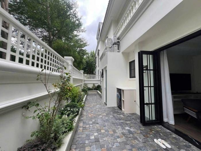 Cho thuê nhà mặt tiền đường Thảo Điền khu Fideco Quận 2