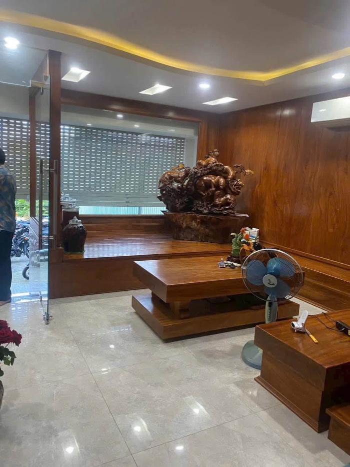 Cho thuê nhà mặt tiền 79 đường số 5 Quận 2