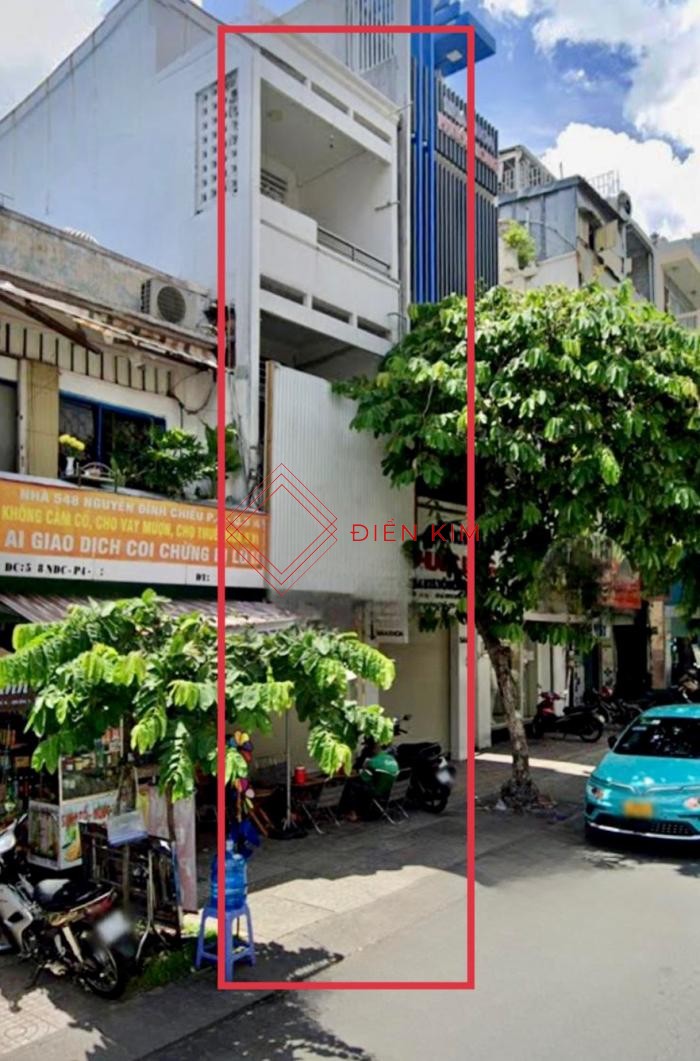 Cho thuê nhà mặt tiền đường Nguyễn Đình Chiểu quận 3