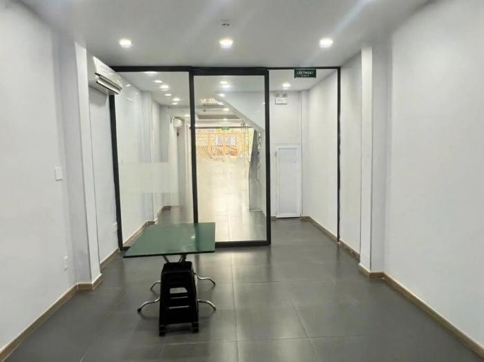 Cho thuê nhà mặt tiền đường Võ Văn Tần Quận 3