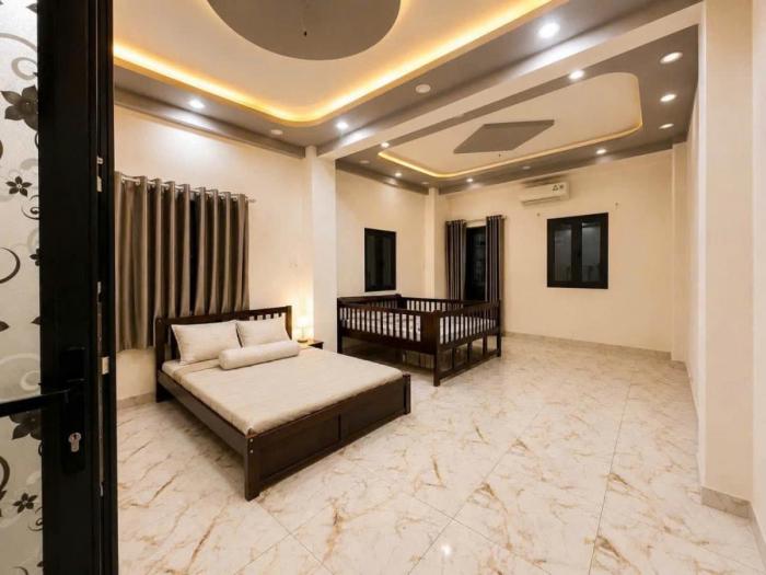 Cho thuê nhà mặt tiền đường Nguyễn Đình Chiểu Quận 3