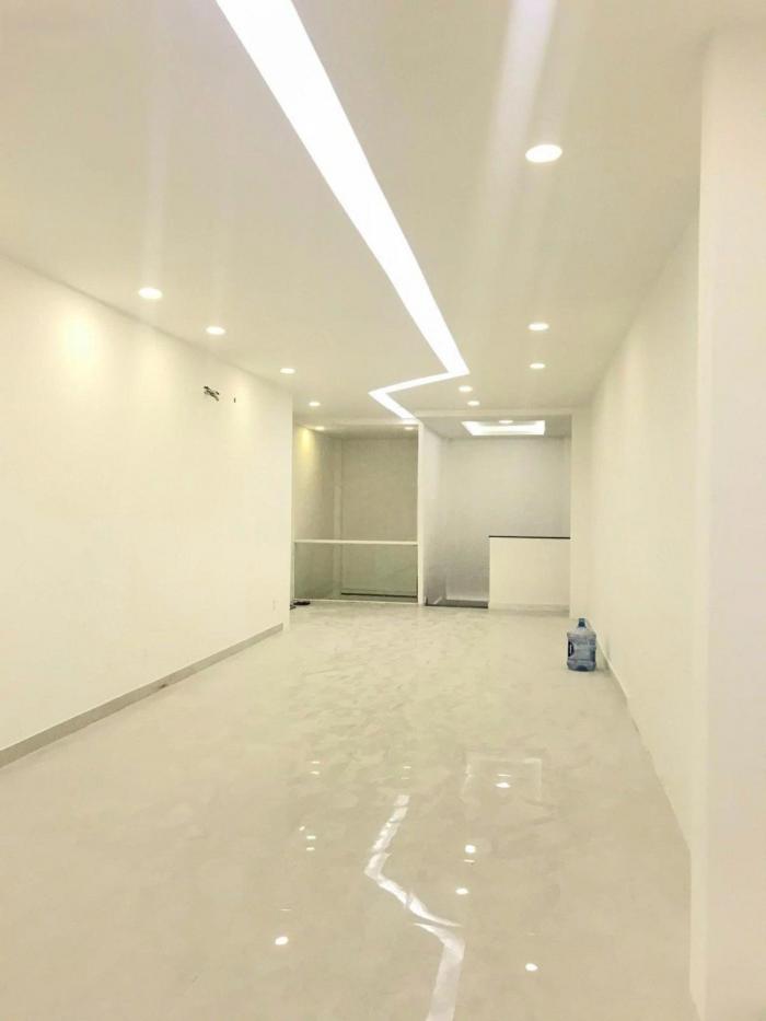 Cho thuê nhà mặt tiền 338 Nguyễn Thị Minh Khai Quận 3