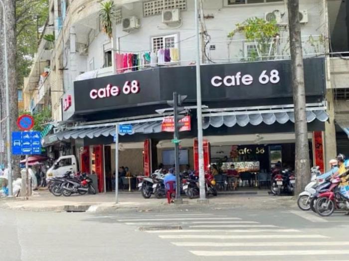 Cho thuê nhà góc 2 mặt tiền 68 Hùng Vương Quận 5