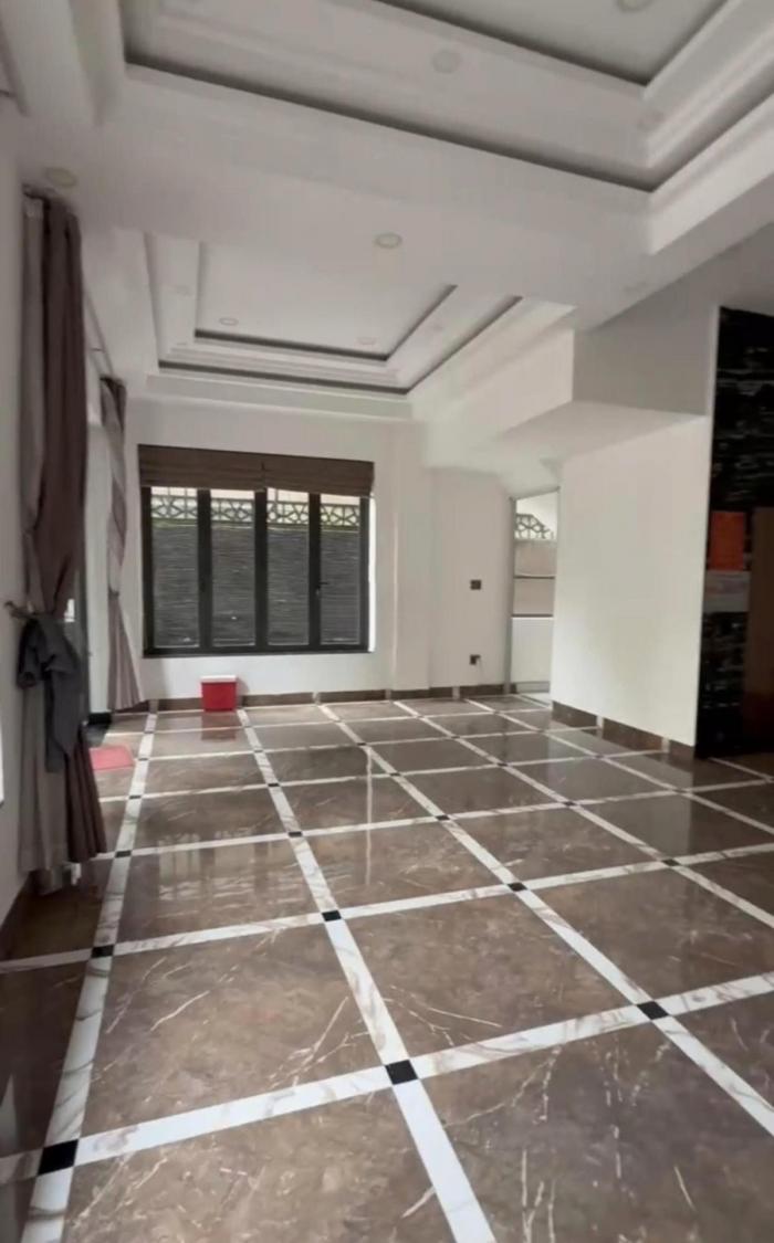 Cho thuê nhà mặt tiền đường số 8 P. Tân Hưng Quận 7