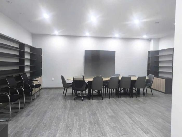 Cho thuê nhà mặt tiền 1026 Nguyễn Văn Linh Quận 7
