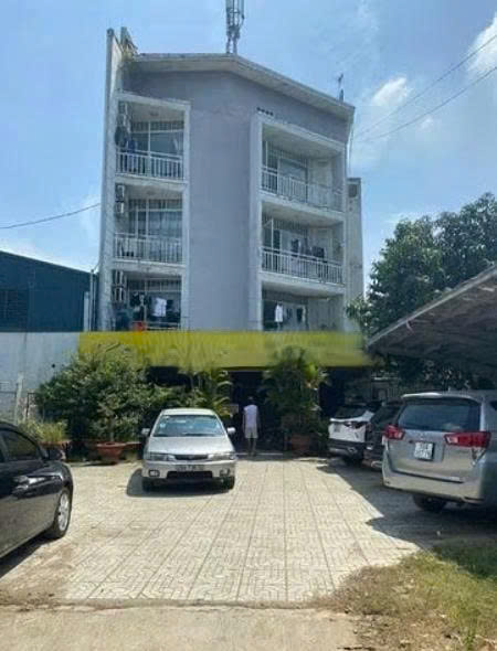 Cho thuê nhà mặt tiền 305 Võ Trần Chí quận Bình Tân