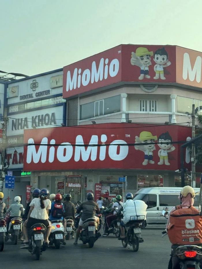 Cho thuê nhà góc 2 mặt tiền 357-359 Tên Lửa quận Bình Tân