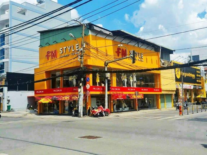 Cho thuê nhà nguyên căn mặt tiền đường Ung Văn Khiêm