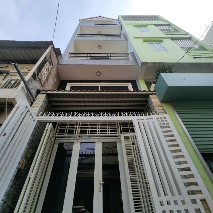 Cho thuê nhà mặt tiền đường Nguyễn Duy Quận Bình Thạnh