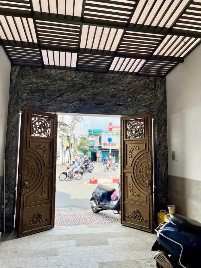 Cho thuê nhà mặt tiền quận Bình Thạnh đường Nguyễn Văn Đậu