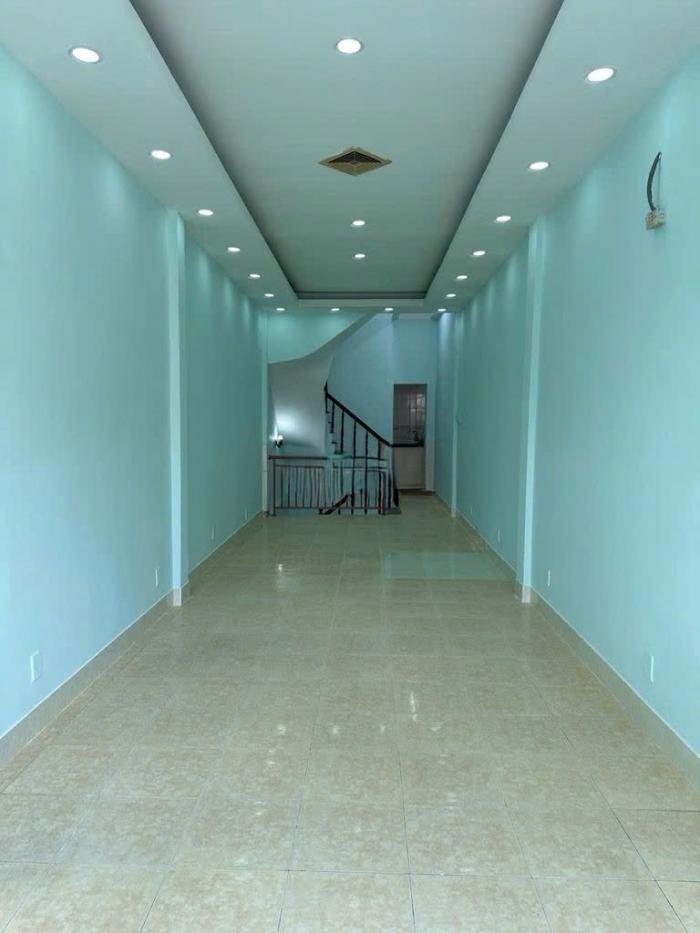 Cho thuê nhà mặt tiền 2B Lê Văn Duyệt quận Bình Thạnh