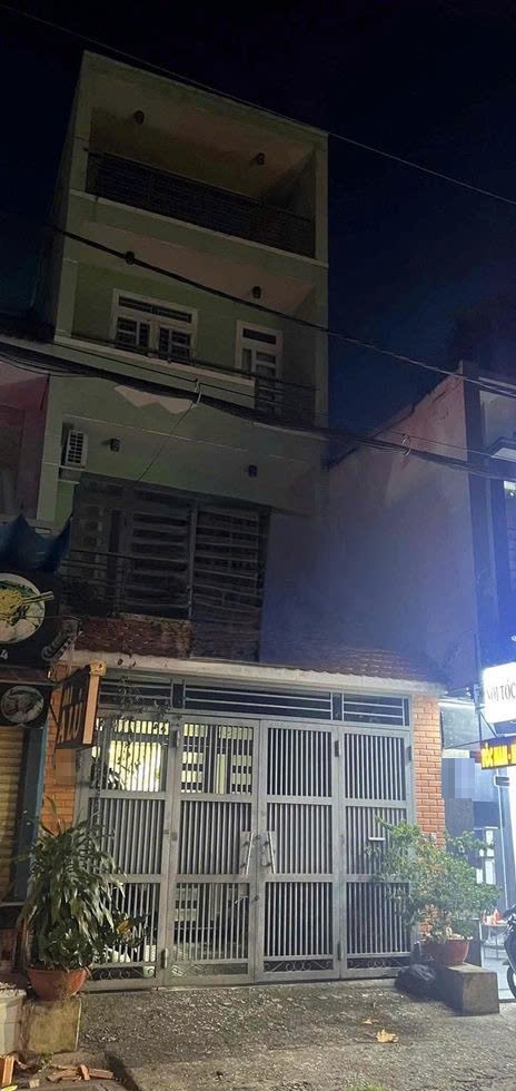 Cho thuê nhà mặt tiền đường số 4 quận Gò Vấp