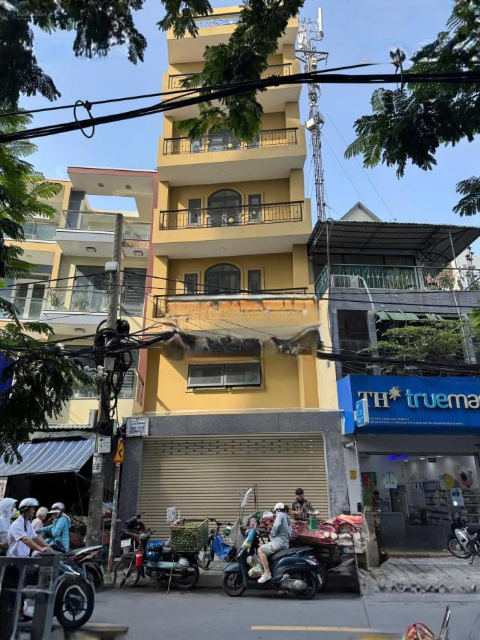 Cho thuê nhà mặt tiền đường Nguyễn Văn Công quận Gò Vấp