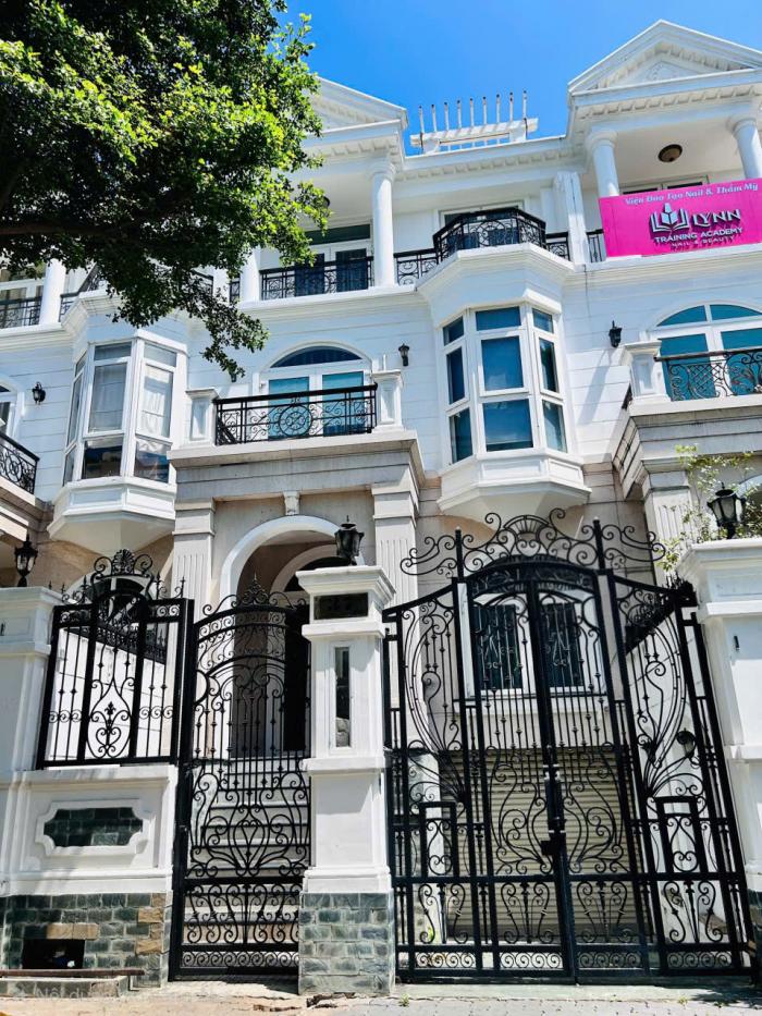 Cho thuê nhà mặt tiền đường số 11 khu Cityland Park Hills quận Gò Vấp