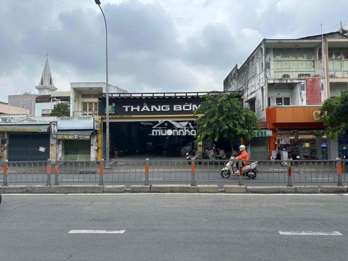 Cho thuê nhà mặt tiền đường Nguyễn Thái Sơn Quận 2