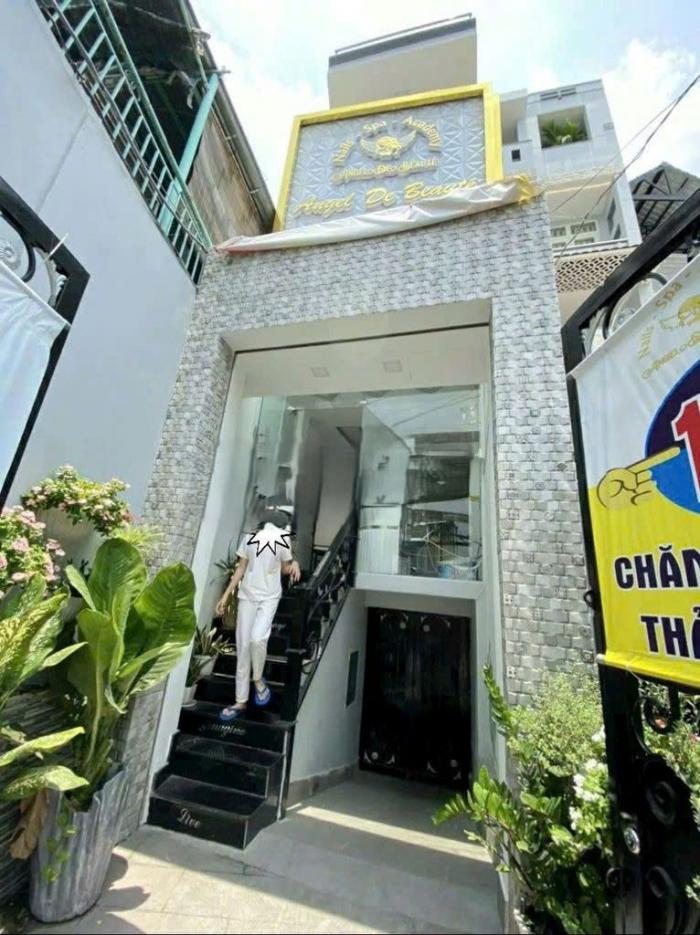 Cho thuê nhà mặt tiền đường Đỗ Tấn Phong quận Phú Nhuận