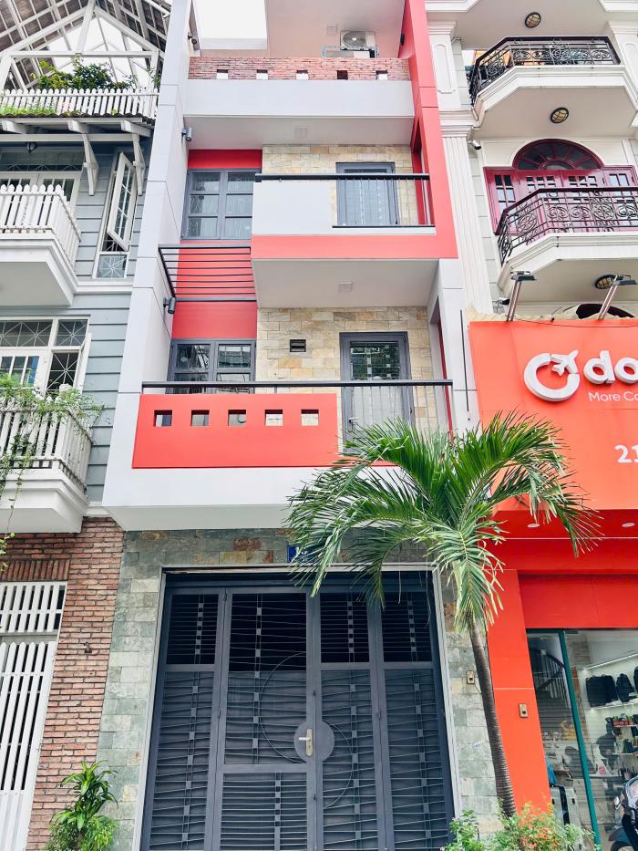 Cho thuê nhà mặt tiền 19 Hoa Hồng quận Phú Nhuận