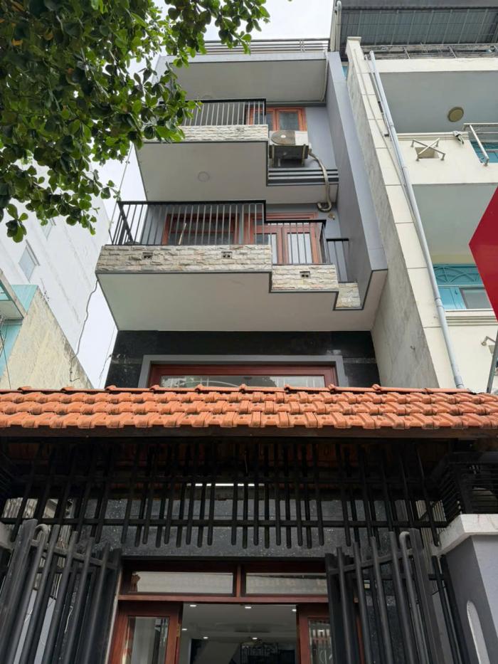 Cho thuê nhà mặt tiền đường Đào Duy Anh quận Phú Nhuận