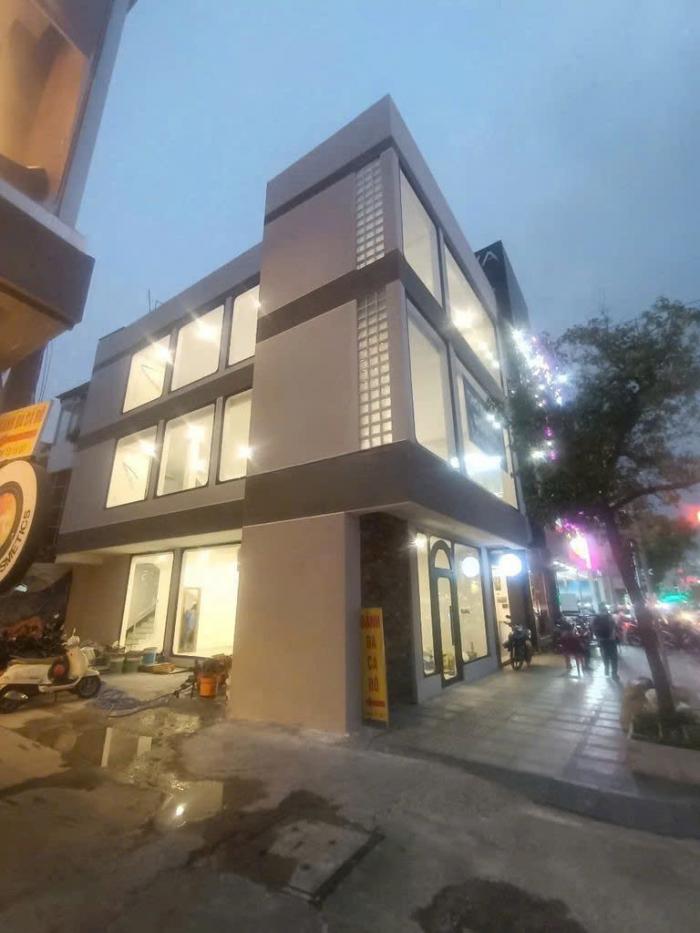 Cần cho thuê nhà mặt tiền Nguyễn Văn Trỗi Phú Nhuận