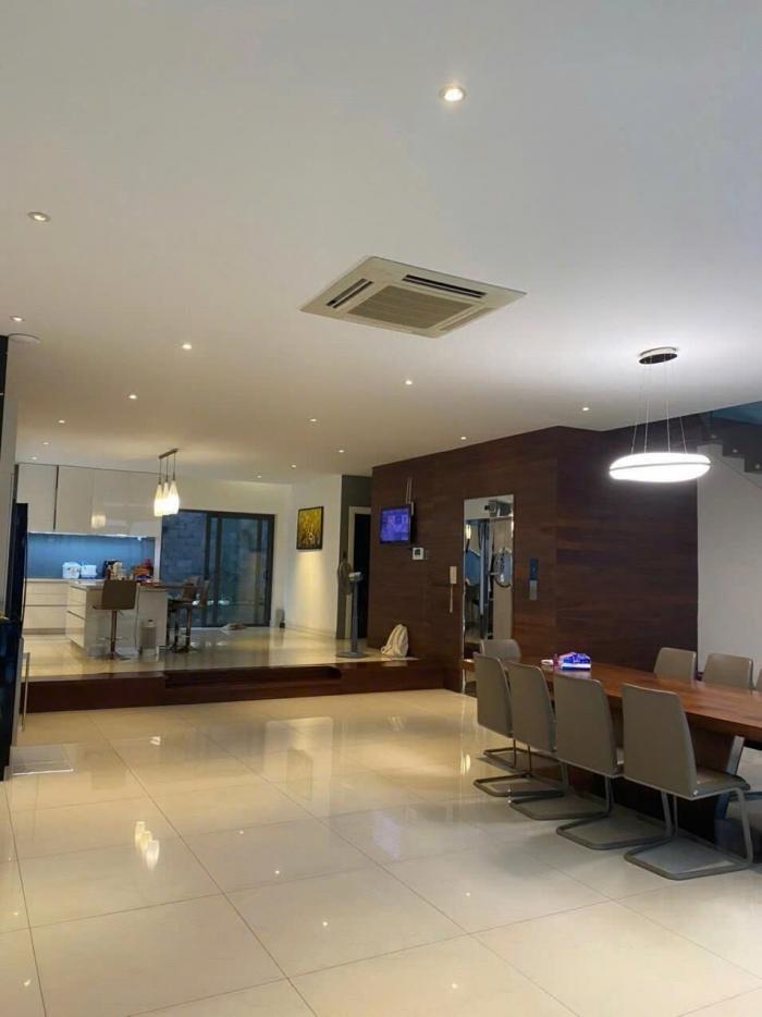 Cho thuê nhà mặt tiền đường Hồ Biểu Chánh quận Phú Nhuận