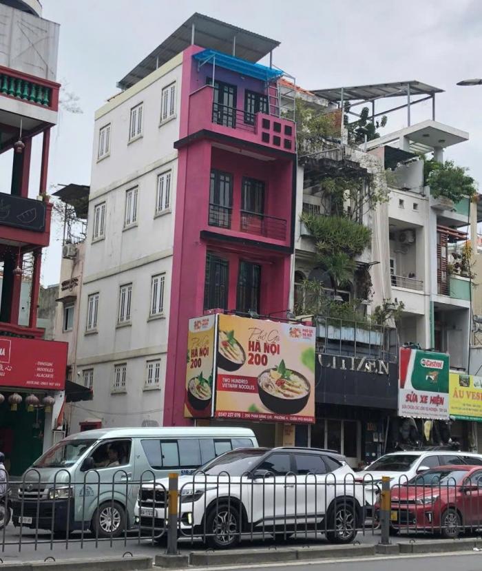 Cho thuê nhà mặt tiền 200 Phan Đăng Lưu quận Phú Nhuận