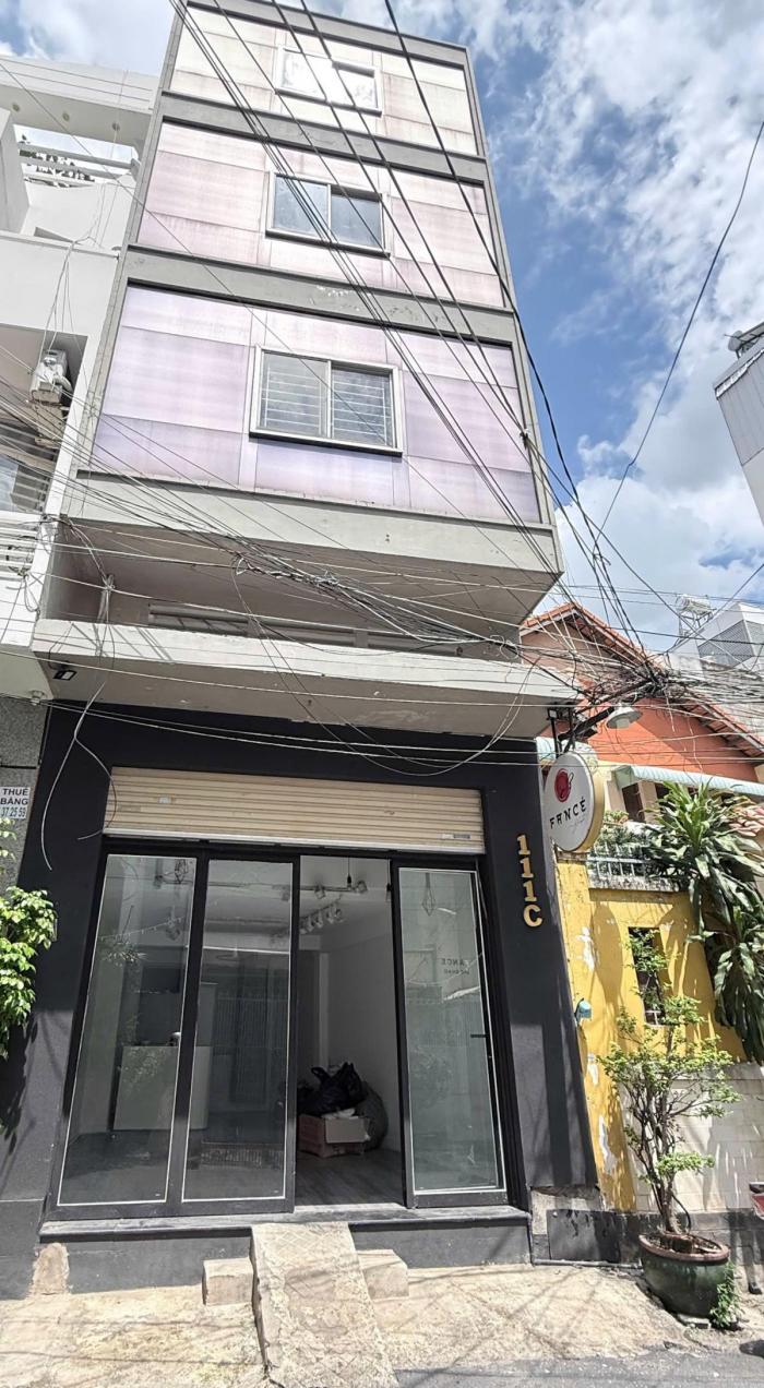 Cho thuê nhà mặt tiền 111C Hoa Lan quận Phú Nhuận