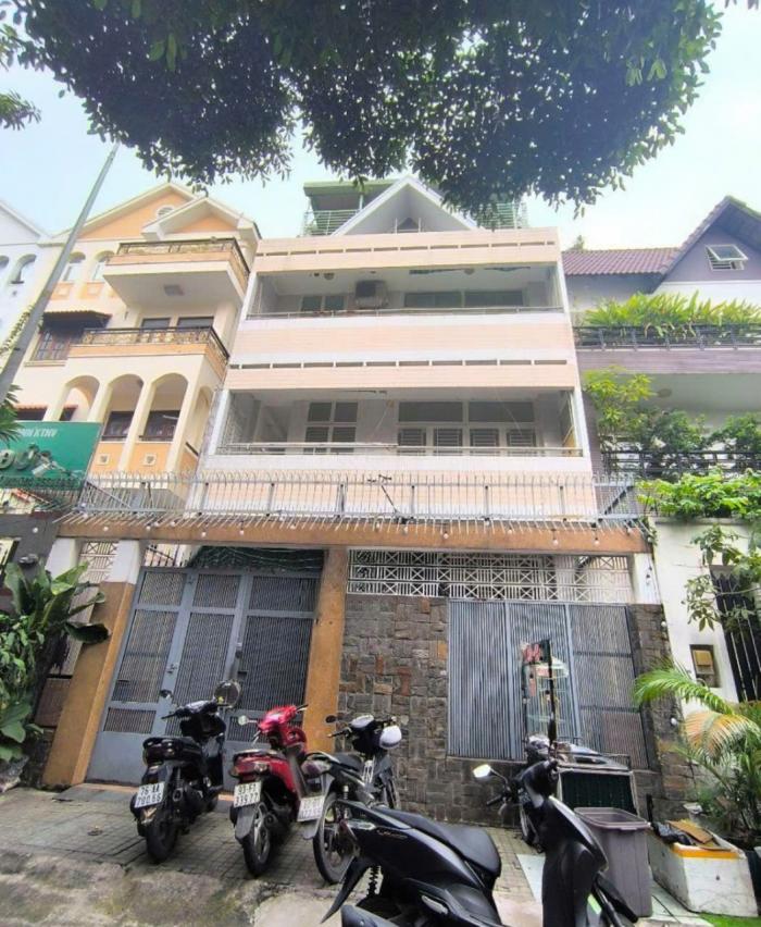 Cho thuê nhà mặt tiền 44 Hoa Mai quận Phú Nhuận