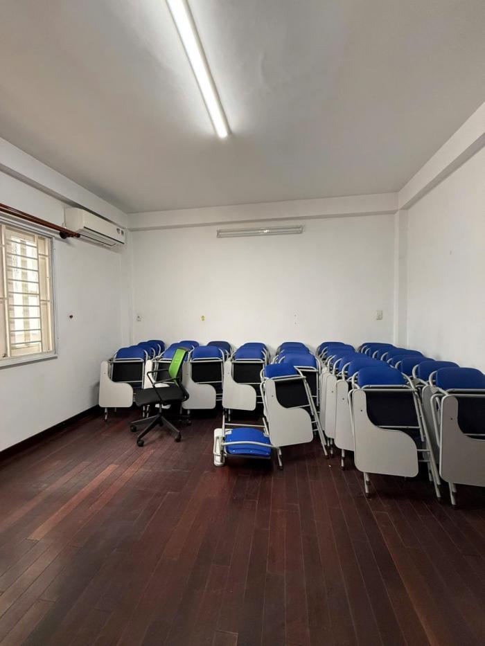 Cho thuê nhà mặt tiền 131D Hoa Lan quận Phú Nhuận