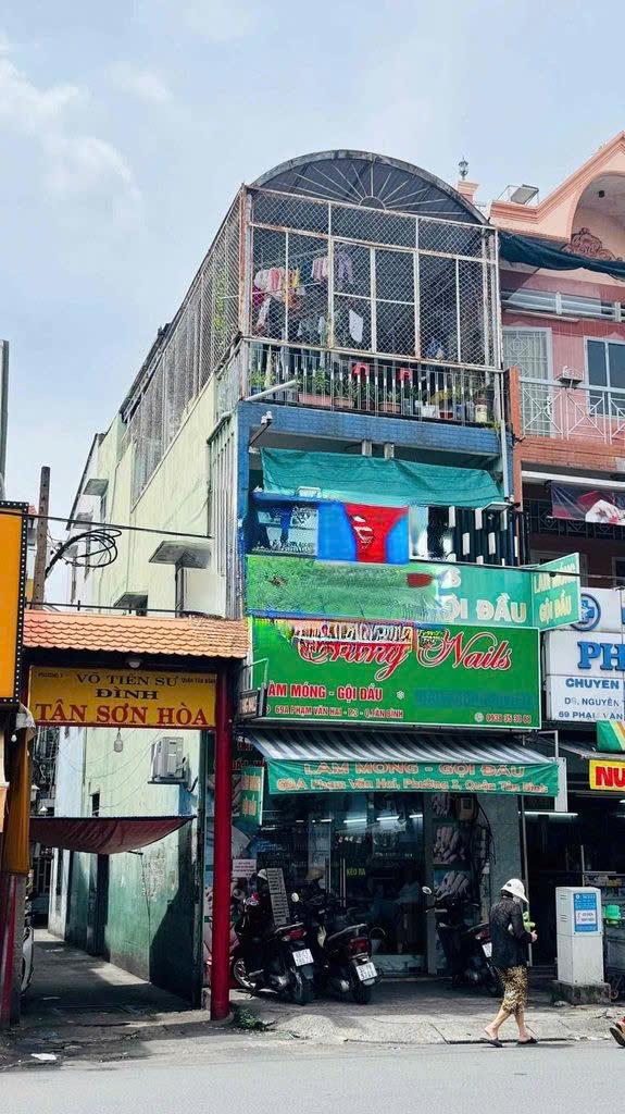 Cho thuê nhà mặt tiền đường Phạm Văn Hai quận Tân Bình