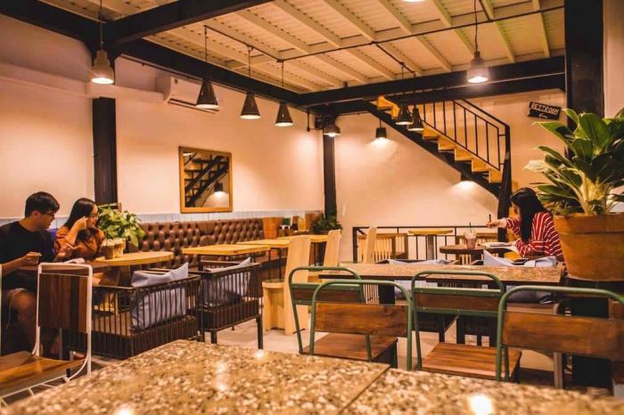 Cho thuê nhà mặt tiền quận Tân Bình đường Nguyễn Hồng Đào