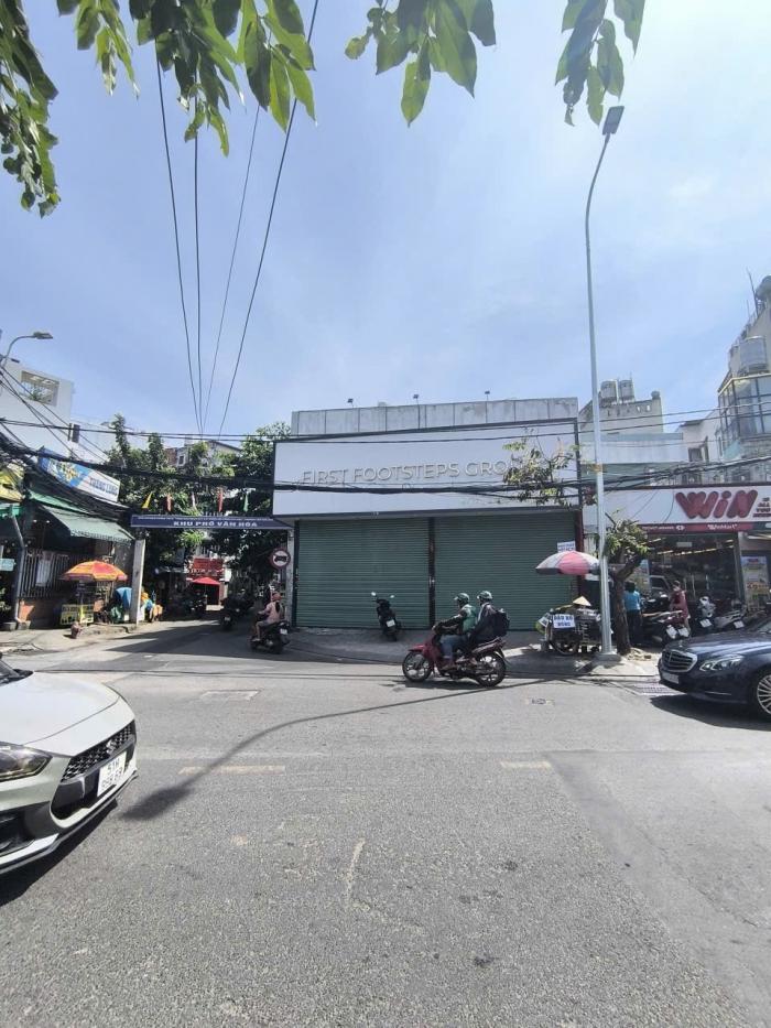 Cho thuê nhà mặt tiền đường Thăng Long quận Tân Bình