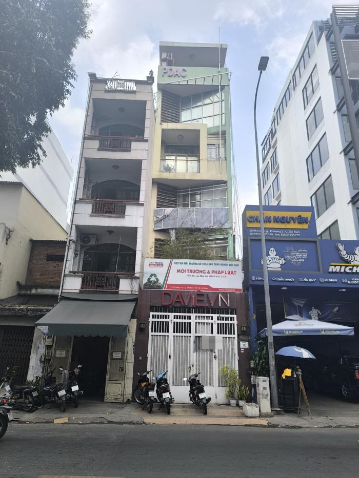 Cho thuê nhà mặt tiền đường Phổ Quang quận Tân Bình