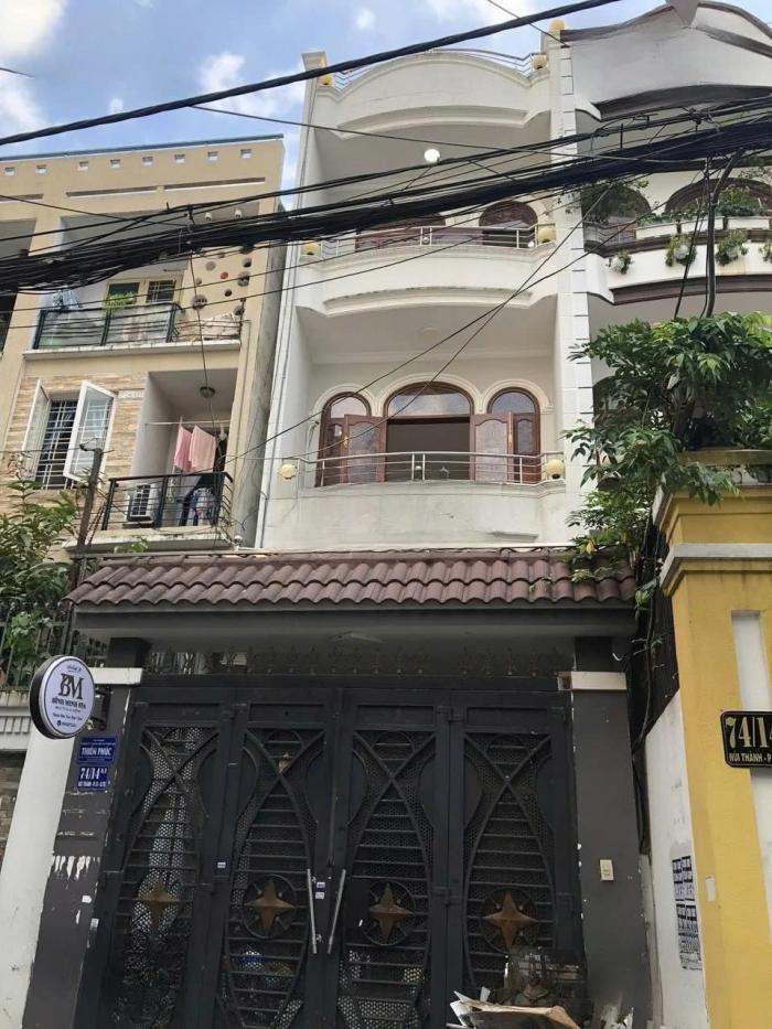 Cho thuê nhà đường Núi Thành quận Tân Bình