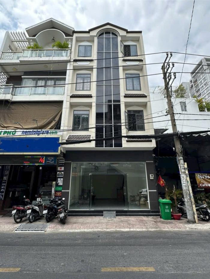 Cho thuê nhà mặt tiền đường Ba Vân quận Tân Bình