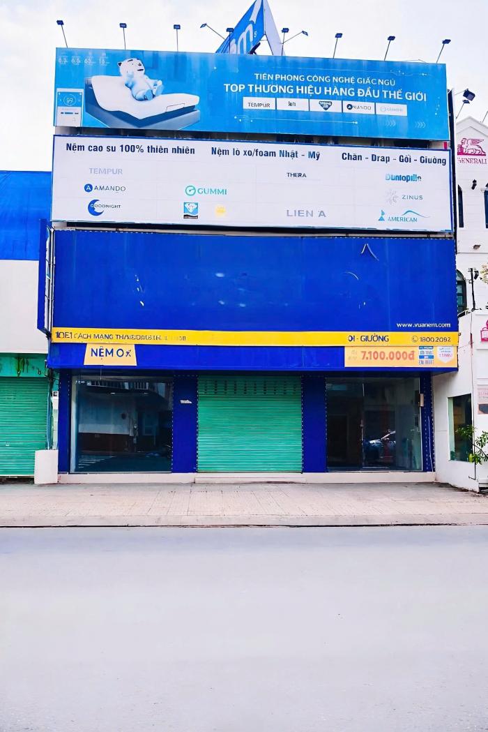 Cho thuê nhà mặt tiền đường Cách Mạng Tháng 8 quận Tân Bình