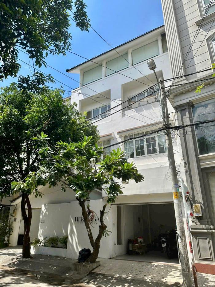 Cho thuê nhà mặt tiền đường Bàu Cát 3