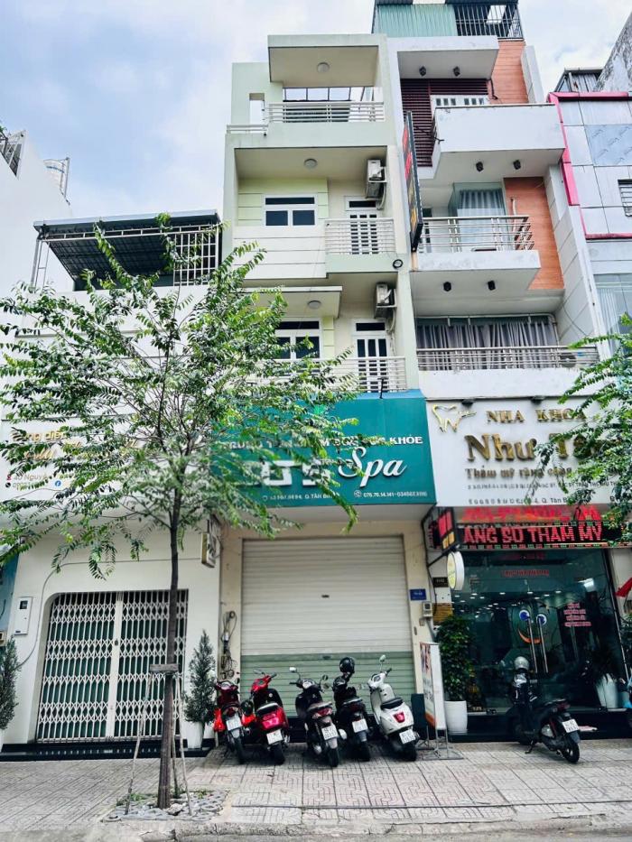 Cho thuê nhà mặt tiền đường Nguyễn Thái Bình quận Tân Bình