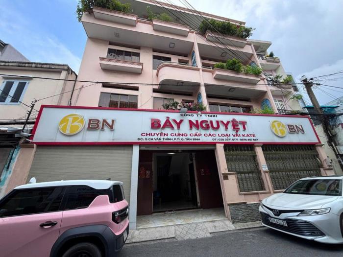 Cho thuê nhà mặt tiền đường Ca Văn Thỉnh quận Tân Bình