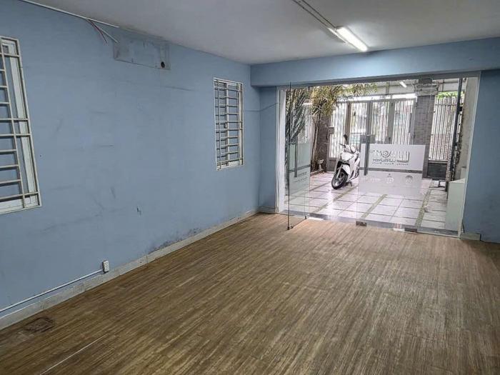 Cho thuê nhà mặt tiền 68 đường C1 quận Tân Bình