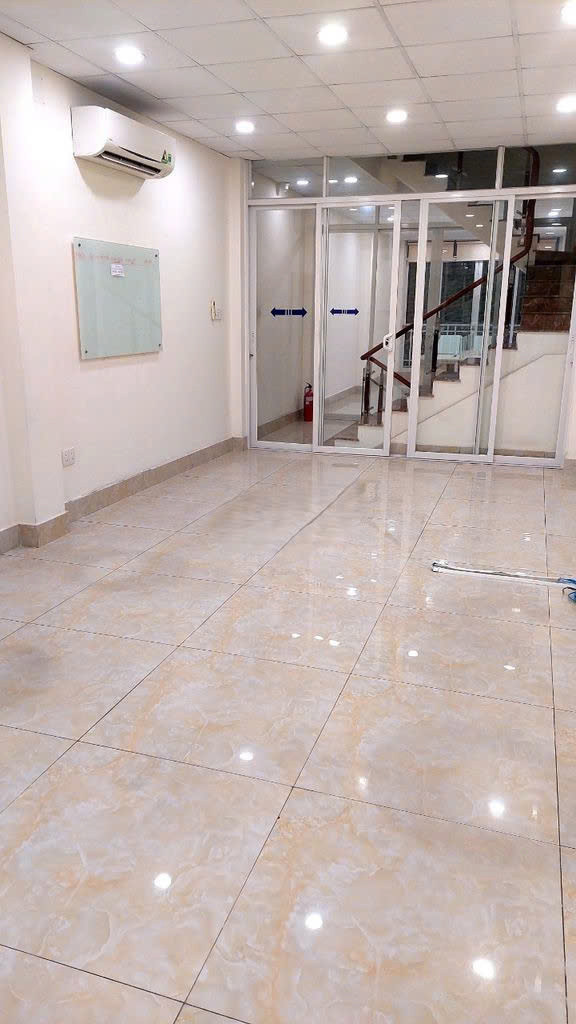Cho thuê nhà mặt tiền 52 Bế Văn Đàn quận Tân Bình