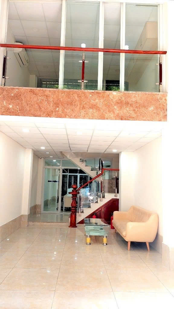 Cho thuê nhà mặt tiền 52 Bế Văn Đàn quận Tân Bình