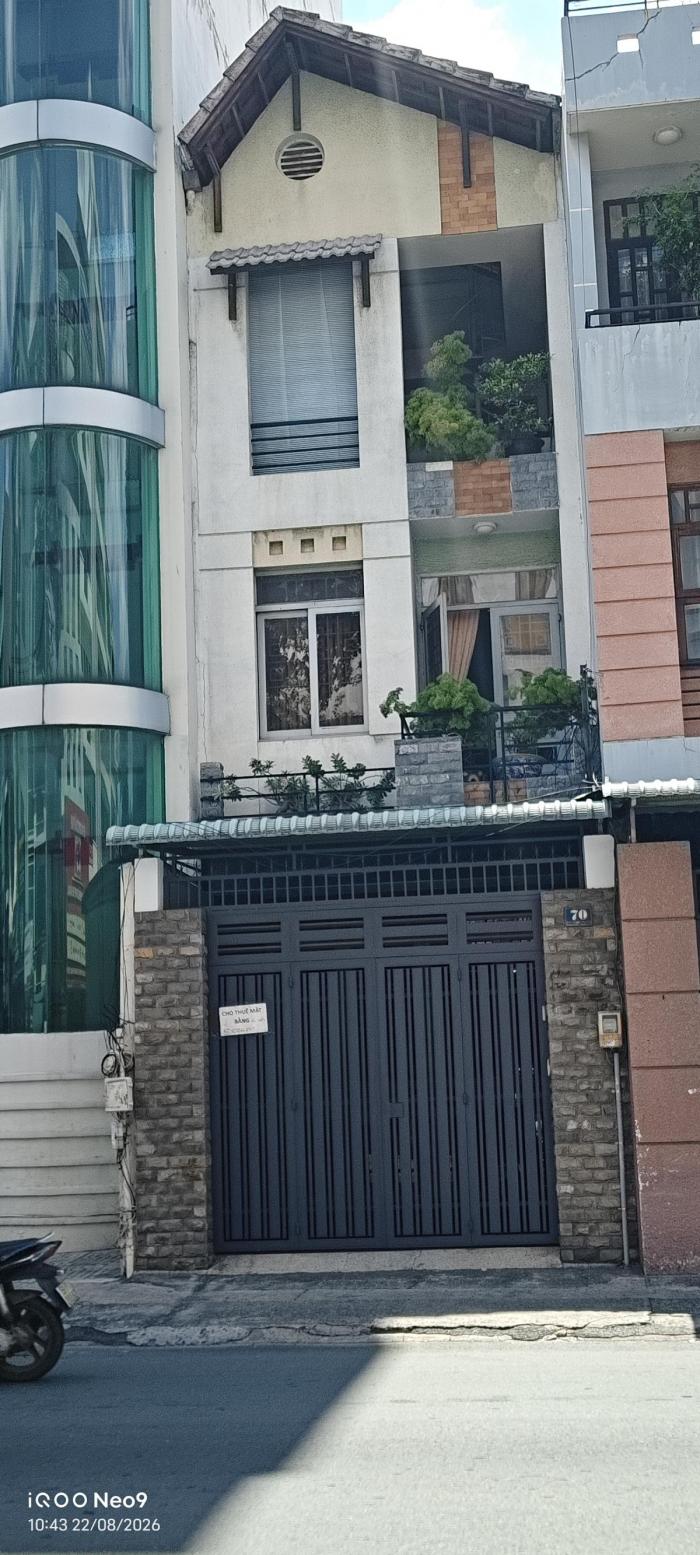 Cho thuê nhà mặt tiền 70 Phổ Quang quận Tân Bình