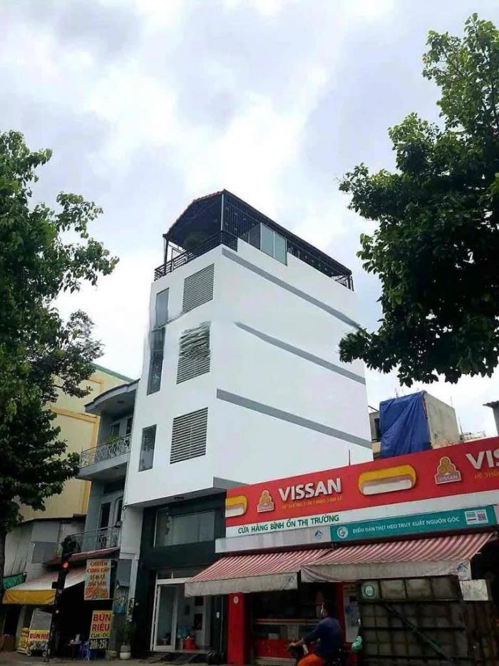 Cho thuê nhà mặt tiền 1301 Hoàng Sa quận Tân Bình