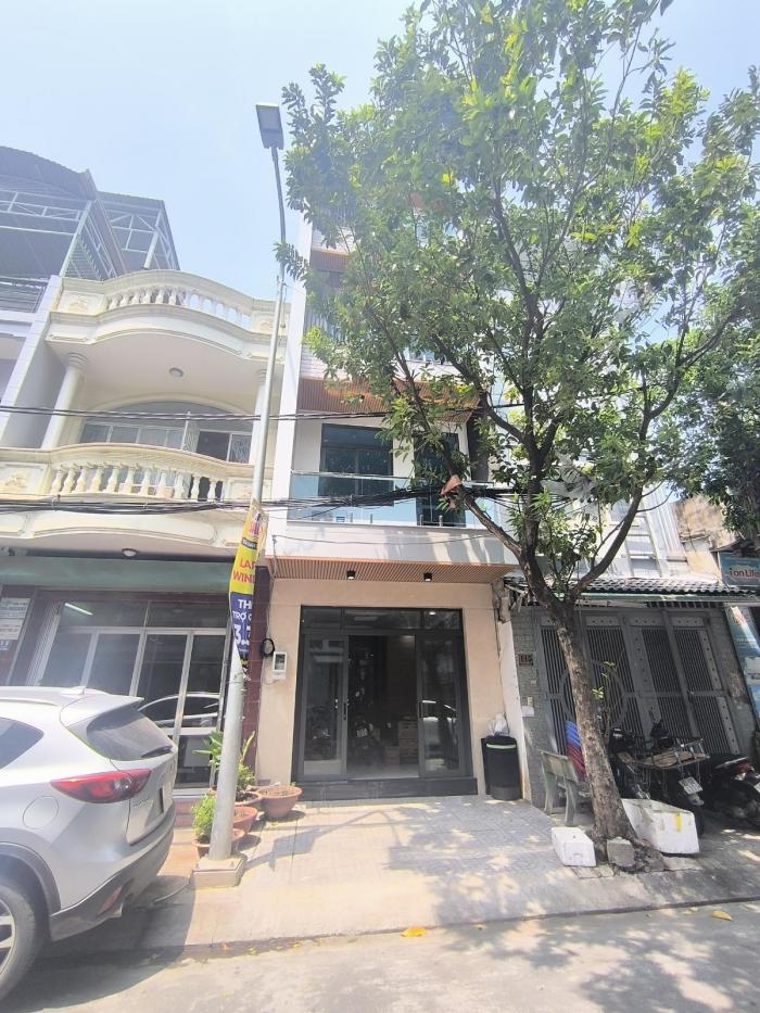 Cho thuê nhà mặt tiền 113 Nhất Chi Mai quận Tân Bình