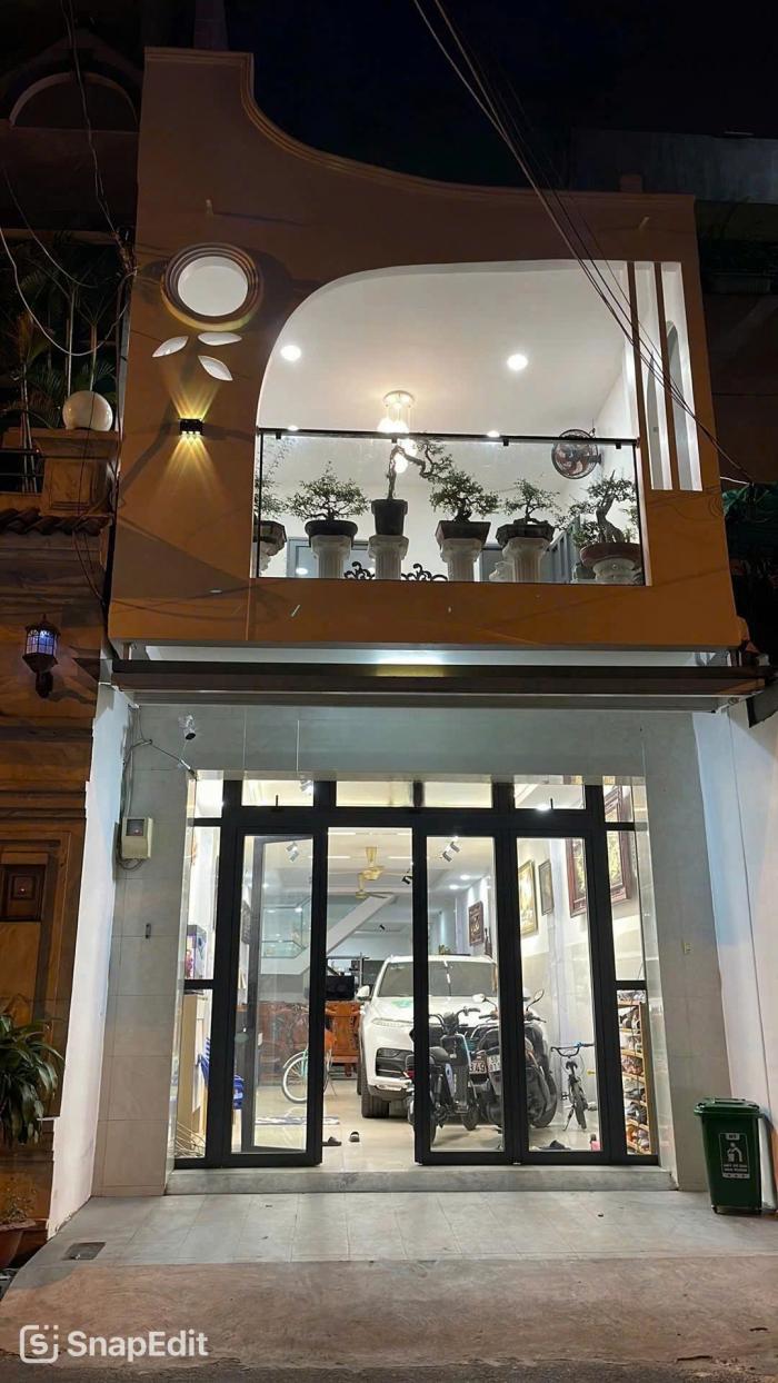 Cho thuê nhà mặt tiền 18 Hồng Lạc quận Tân Bình