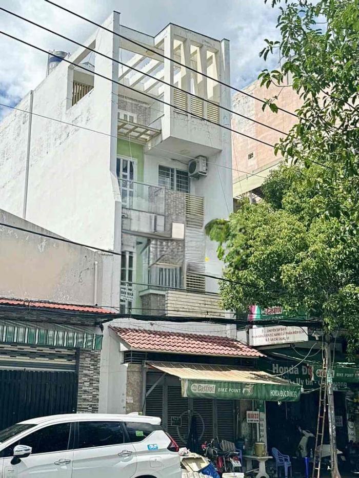 Cho thuê nhà mặt tiền đường Trần Quang Cơ quận Tân Phú