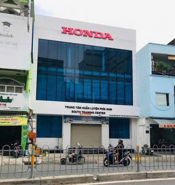 Cho thuê nhà mặt tiền đường Nguyễn Sơn quận Tân Phú